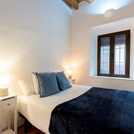 Holi-Rent Gonzalez Cuadrado Leilighet Sevilla Eksteriør bilde