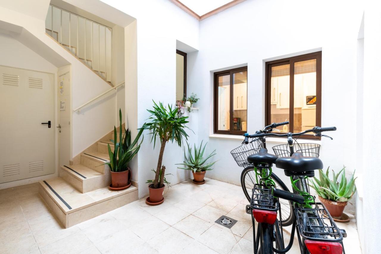 Holi-Rent Gonzalez Cuadrado Leilighet Sevilla Eksteriør bilde